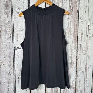 LOFT Plus 16/18 Gray Sleeveless Blouse Smocked Collar Pullover Modal & Polyester